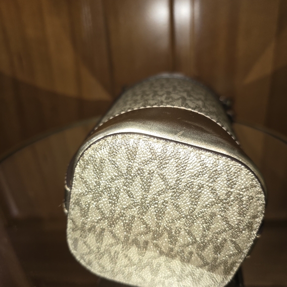 NWOT Michael Kors Leather Wine Holder - Picture 6 of 6